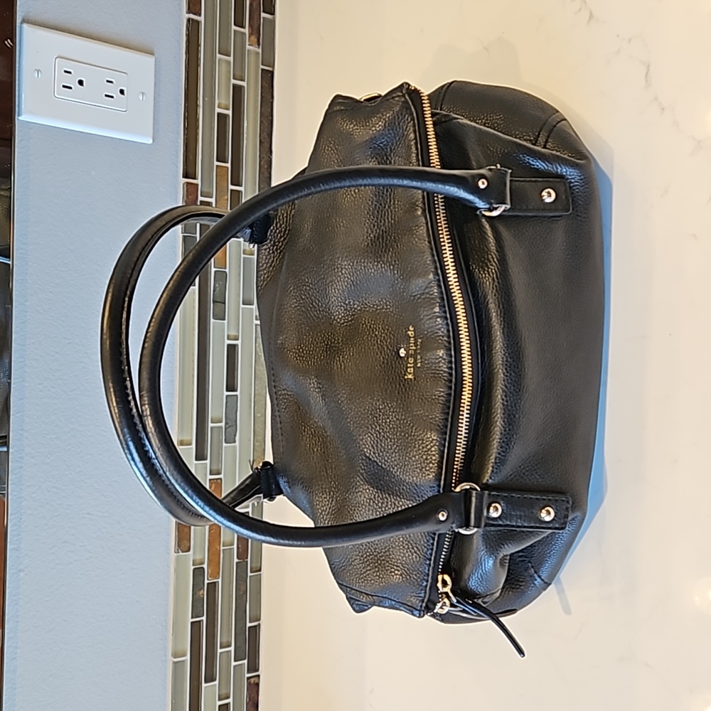 Kate Spade New York Black leather Handbag